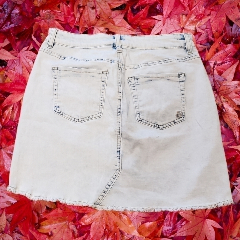 light wash denim skirt size 1 Indigo rein